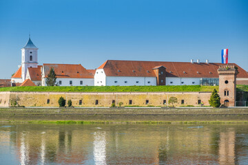 Fototapeta na wymiar Drava river and Tvrdja old town in city of Osijek, Croatia