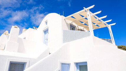 Fototapeta na wymiar House of mediterranean village building at Santorini Greece
