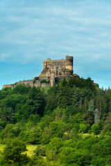 Fototapeta na wymiar Chateau de Murol, Parc naturel des volcans d'Auvergne, Puy de Dome, Auvergne, France