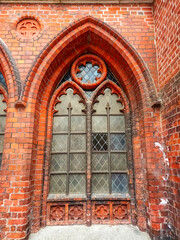 Fenster der historischen Marienkirche in Lübeck