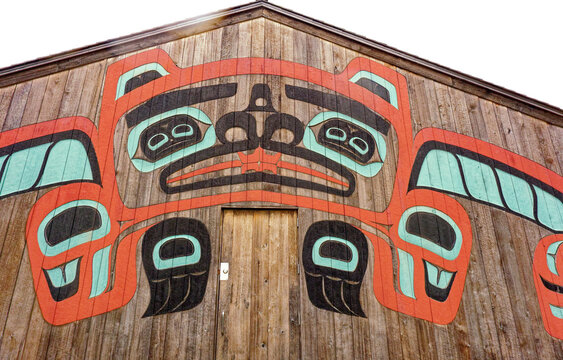 Totem Pole Lodge at Saxman Tlingit Village in Ketchikan