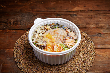 Assorted Cold Raw Fish Soup