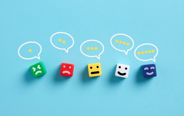 Customer satisfaction. Service or product rating and evaluation. User feedback and client review.