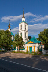 Fototapeta na wymiar Church of the Annunciation of the Blessed Virgin in Bratovshchina, Russia
