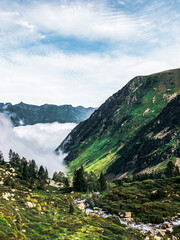 Fototapeta premium above the clouds