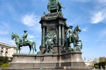Obraz premium Maria Theresa Memorial in Vienna, Austria