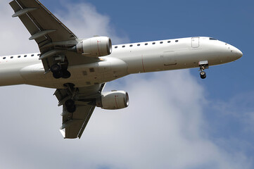 Passagierflugzeug, Jet vor der Landung