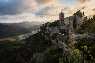Siurana village, Catalunya, Spain. The village  is high up in the mountains of Catalonia. - 626846389