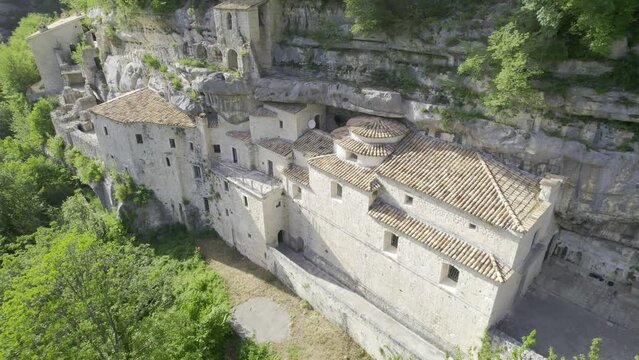 Eremo ripresa drone in 4k