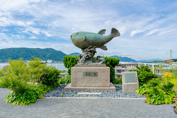 亀山八幡宮のふくの像（下関市） © 啓 桑原