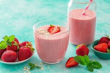 healthy vegan dairy free strawberry smoothie