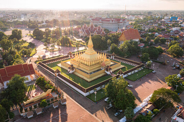 Obraz premium Wat thatluang Gold stupa, Vientiane, laos