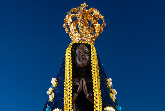 A santa imagem de Nossa Senhora Aparecida, a santa padroeira do Brasil