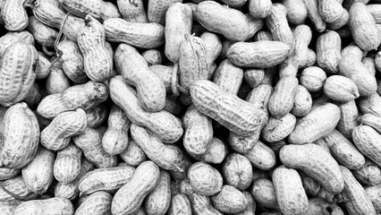peanuts on the market