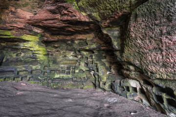 Wall pattern of Dove Cave  in East Wemyss.