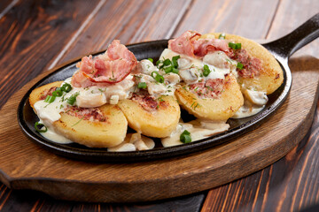 potato cutlets with meat and sauce