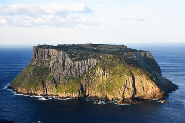 Fototapeta na wymiar landscape portrait of hiking trails along cape pillar, apart of the three cape trek in Tasmania, Australia.
