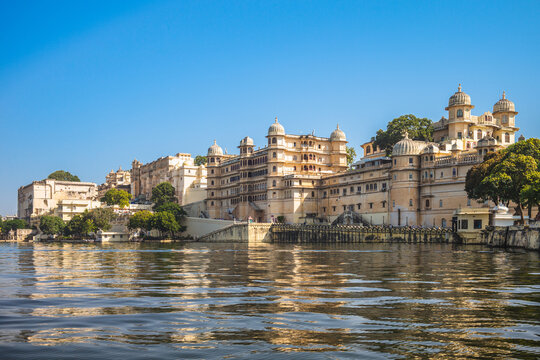 city palace in udaipur, rajasthan, india