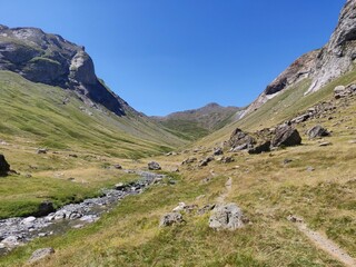 Pirineo Aragones, Sendero montaña, montañas, los pirineos 