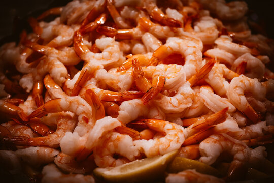 Frische Shrimps / Garnelen / Scampi am Buffet