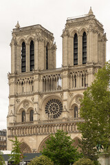 Fototapeta na wymiar Notre Dame cathedral city Paris 