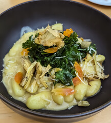 vegan gnocchi with spinach