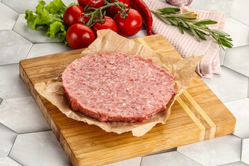 Raw beef uncooked burger cutlet