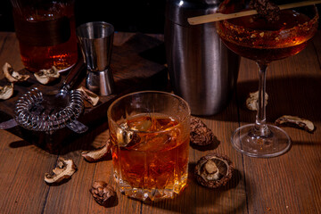 

mushroom, cocktail, drink, booze-free, booze, alcohol, non-alcoholic, infused, beverage, hard, vegan, vegetarian, natural, banner, trend, organic, aroma, food, herbal, powder, blend, new, background