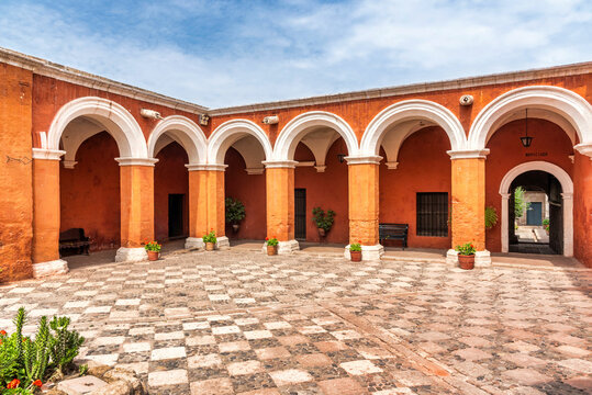 Monasterio de Santa Catalina Patio el Silencio
