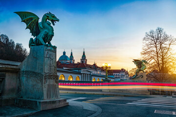  Dragon bridge symbol of Ljubljana, capital of Slovenia, Europe. Long exposure. Time lapse. ...