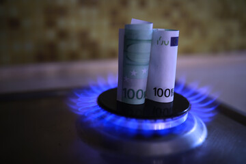 The cost of gas, the euro crisis. 100 euros on a gas burner. Sanctions on Russian gas