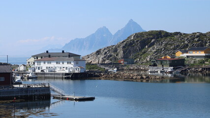 Fototapeta na wymiar port de l'île de Skova, Lofoten, Norvège
