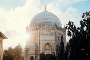 Rashad Sultan Tomb. Ancient architecture of Istanbul. - obrazy, fototapety, plakaty