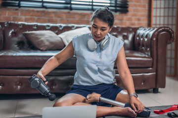 Online guidance by sportswomen : gear for strength, recovery. Engage, learn with supportive trainer