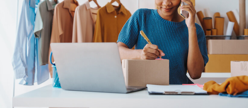 Sell Clothes Online With Print-On-Demand, pretty african american clothing designer selling online start a sustainable fashion brand High-quality print on demand clothing. Fast shipping worldwide.