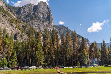 Cook's Meadow Loop, Yosemite Valley. Traffic jam innYosemite National Park.