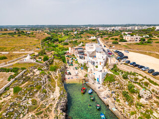 Polignano a Mare, spiaggia cala port'alga, Bari, Puglia, Italia