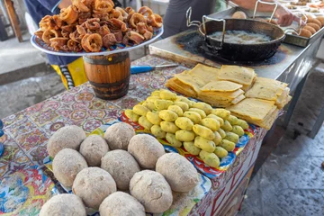 Fotobehang street food a palermo in sicilia © Marco