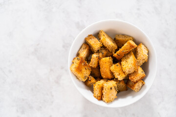 Croutons