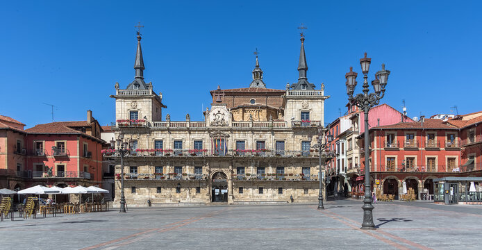 View at the Old Town Hall of León, Municipal Plastic Arts Workshop building, on León Plaza Mayor, or Leon Mayor square, central plaza on downtown, an iconic city plaza