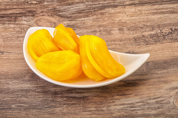 Canned Jackgruit in the bowl