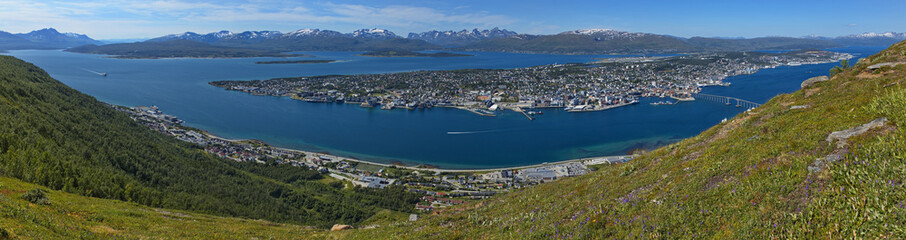 Naklejka premium Panoramic view of Tromso from Fjellheisen upper station in Troms og Finnmark county, Norway, Europe 