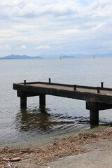 浜辺の桟橋
