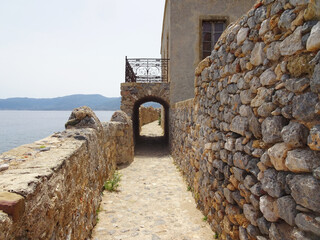 Fortification autour de Monemvasia, ville du Péloponnèse en Grèce (Europe)