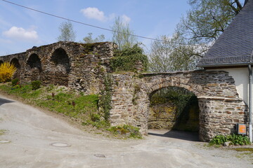 Mauer der Burg in Nassau