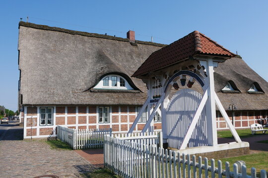 Prunkpforte im Museum von Jork einem alten Bauernhof mit Fachwerkhaus im altl&auml;nder Stil