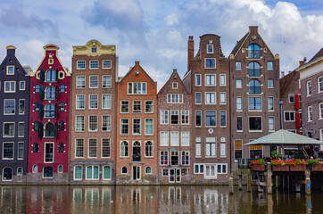 Obraz premium canal building in Amsterdam