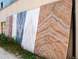 different colored marble slabs © Ulrich