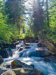 Wasserfall in den Dolomiten -Nationalpark Stilfser joch