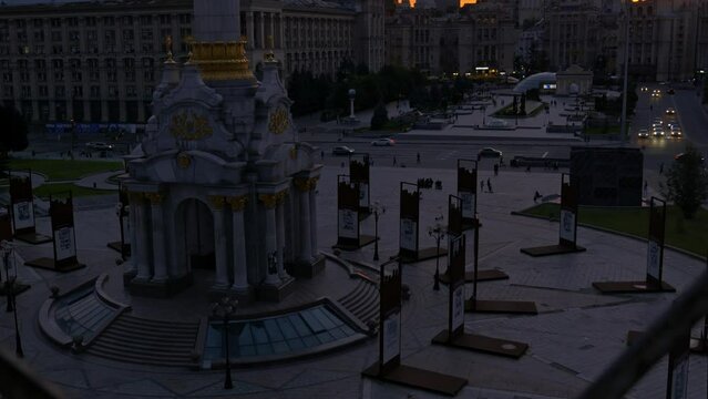 Sundown on maydan nezalezhnosti in Kyiv
